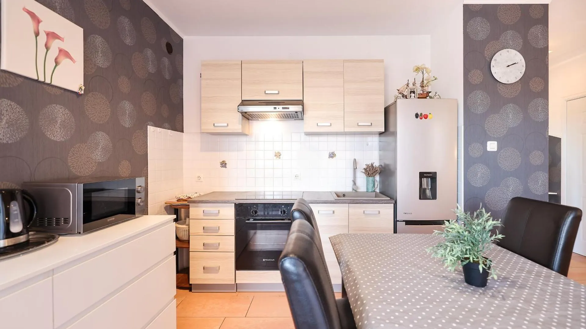 One Bedroom Apartment 50M From The Sea Kozino