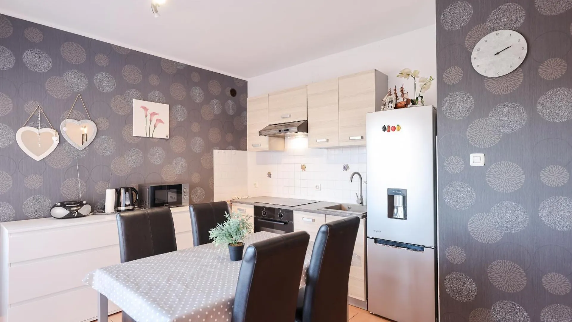 One Bedroom Apartment 50M From The Sea Kozino